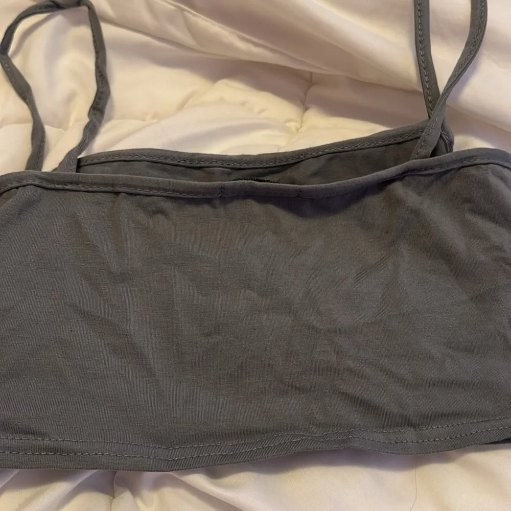 PrettyLittleThing CHARCOAL GREY JERSEY SQUARE NECK CROP TOP Size 4 - Picture 3 of 4